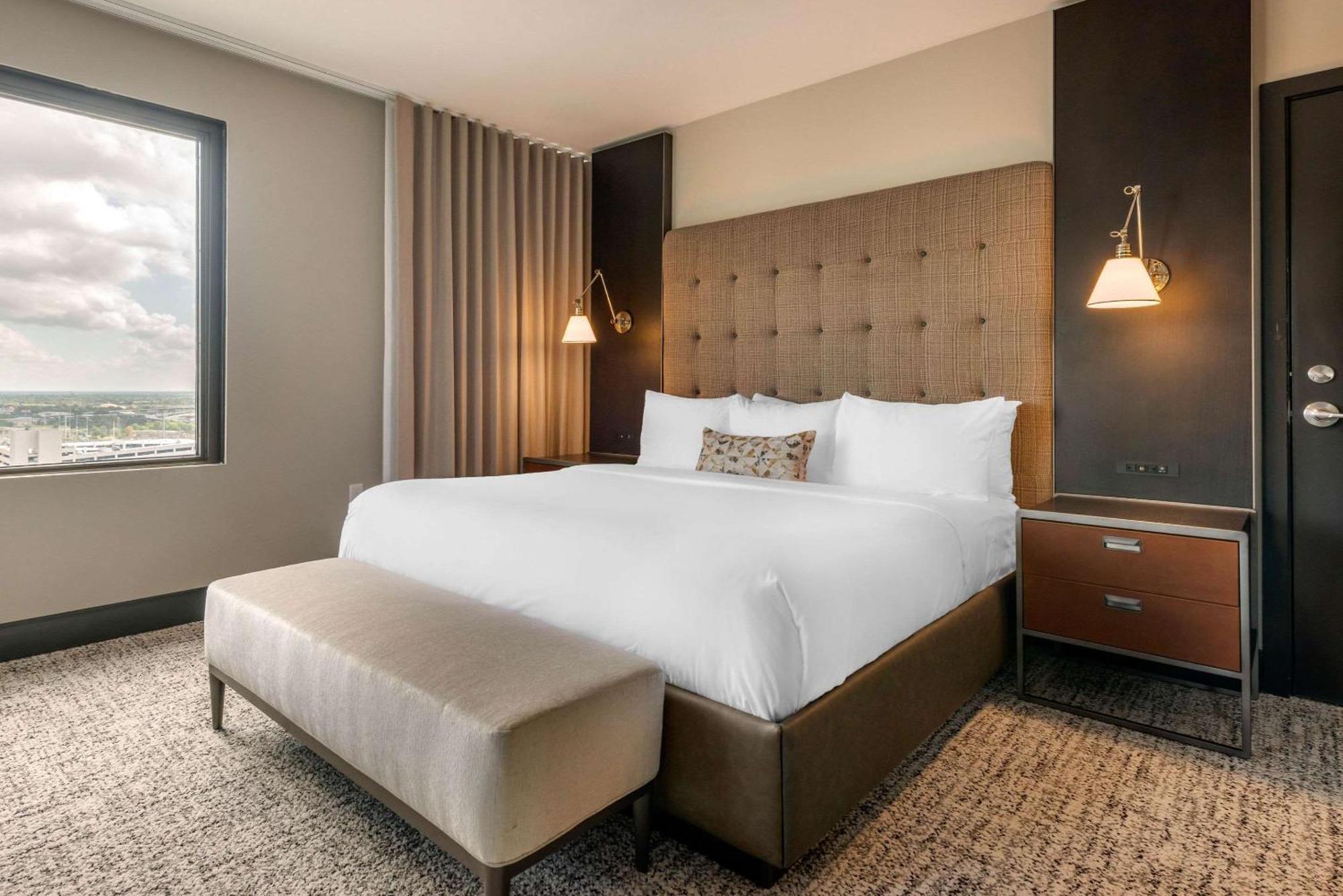Cambria Hotel Houston Downtown Convention Center מראה חיצוני תמונה