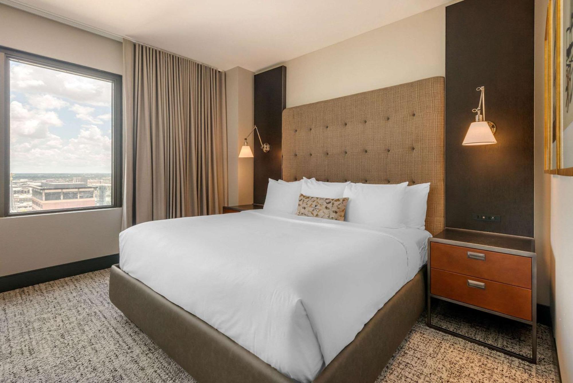 Cambria Hotel Houston Downtown Convention Center מראה חיצוני תמונה