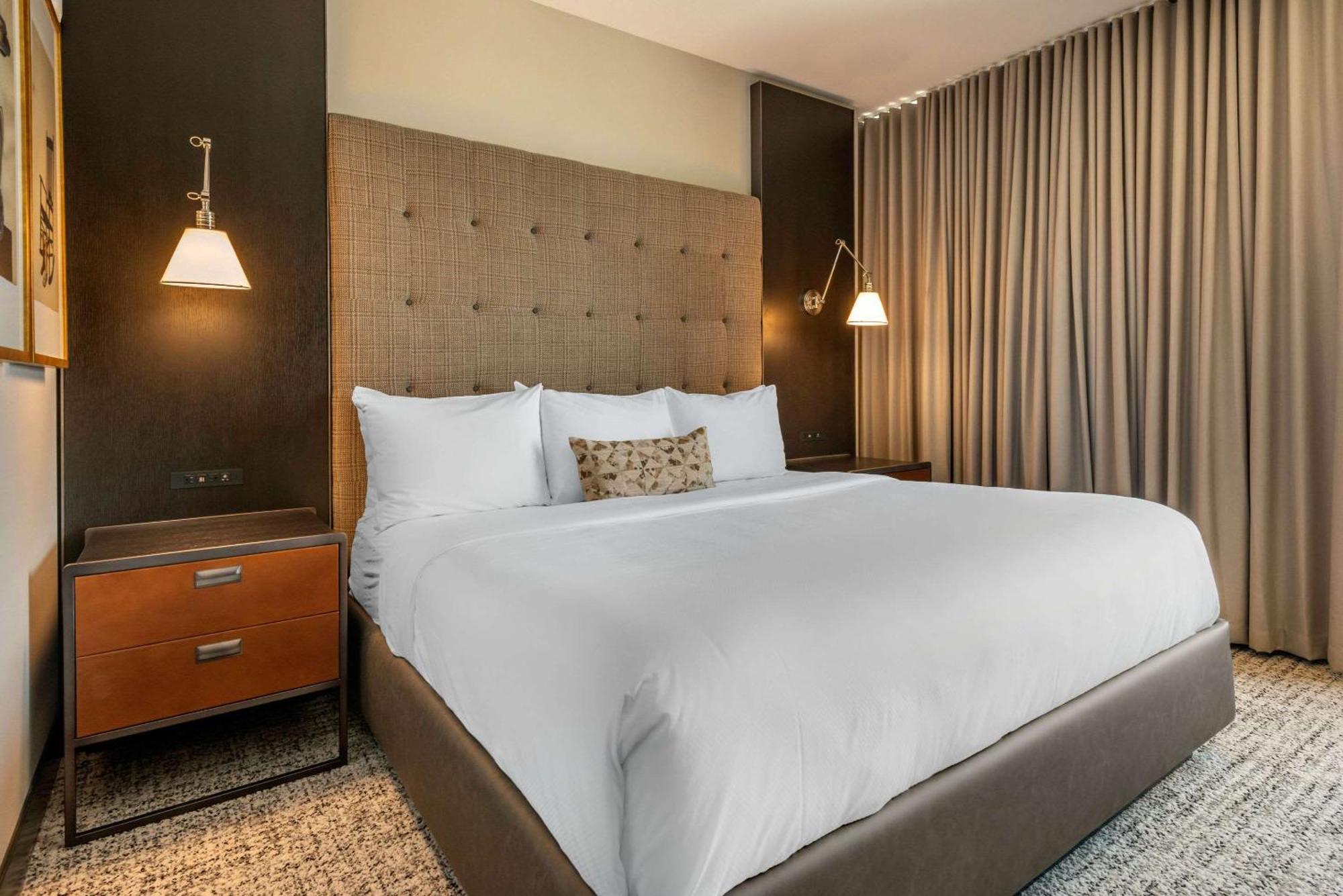 Cambria Hotel Houston Downtown Convention Center מראה חיצוני תמונה